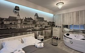 Apartament jacuzzi na toruńskiej starówce